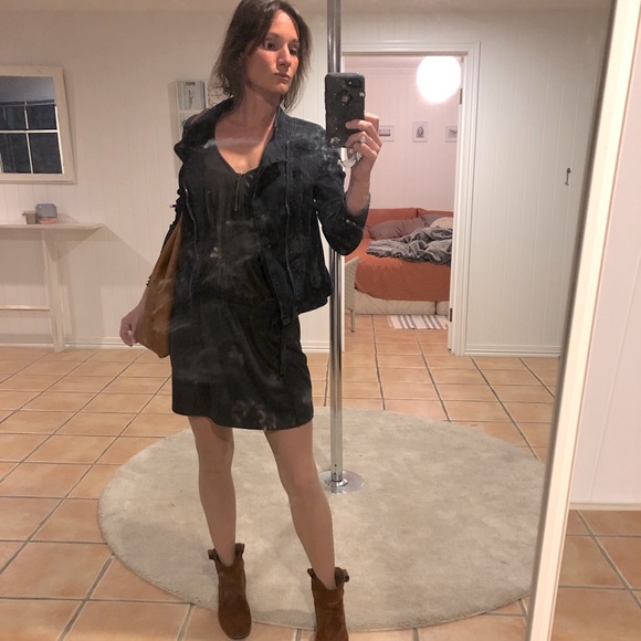 Meet your Posher, Veronica - Picture 1 of 1